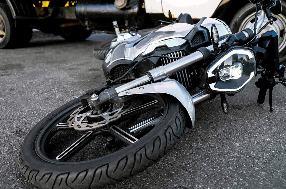 5 Causes for your motorcycle to tip over MotoDeal