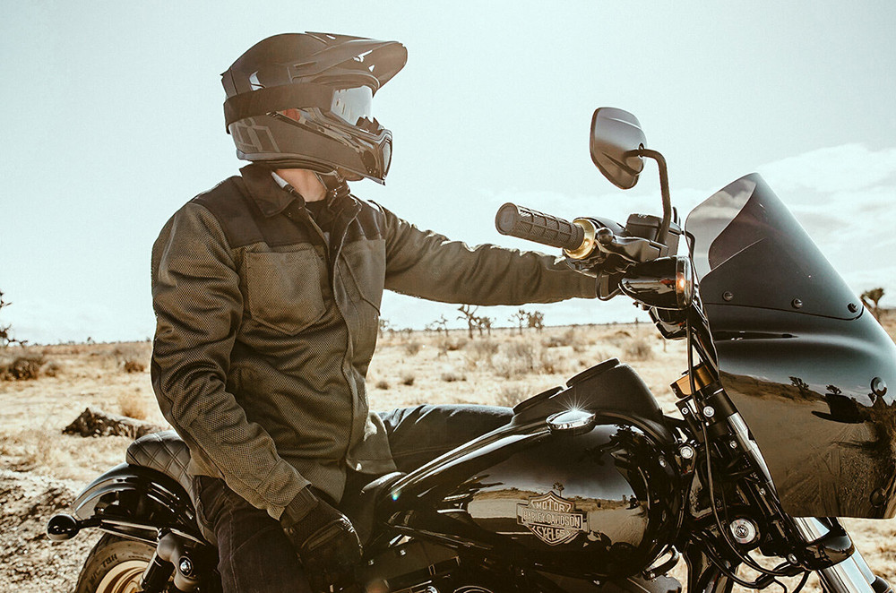 Ride Safe: A Comprehensive Guide to motor cycle Riding Gear for