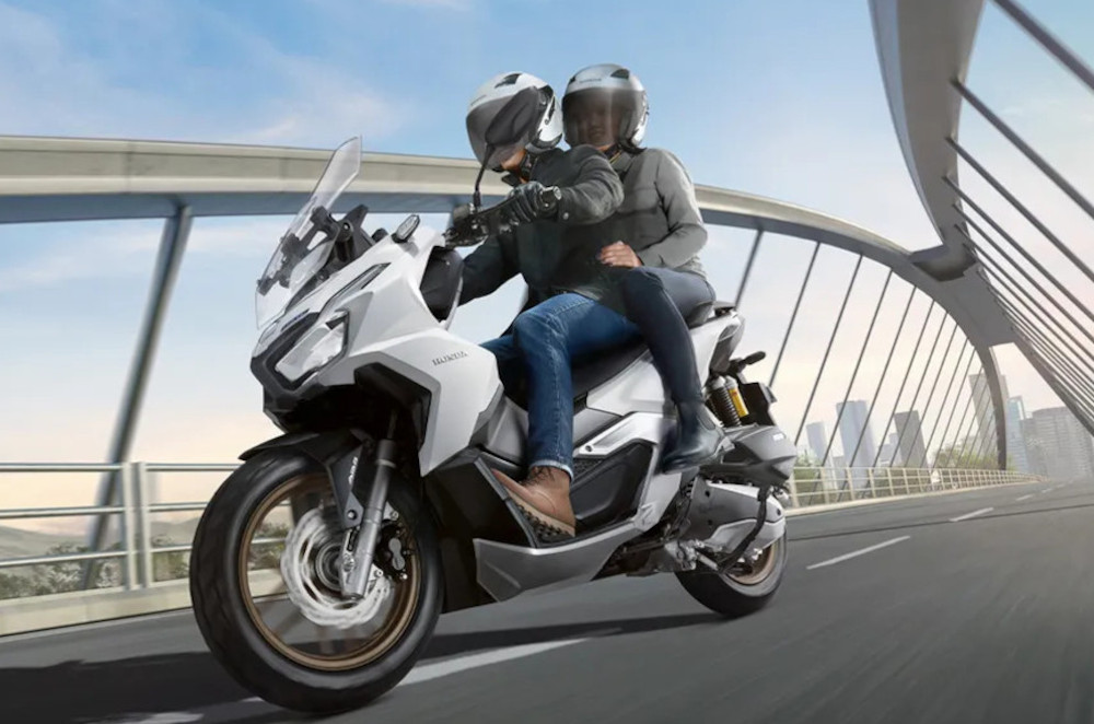 Honda pulls the covers off the new ADV 160 in Indonesia | MotoDeal