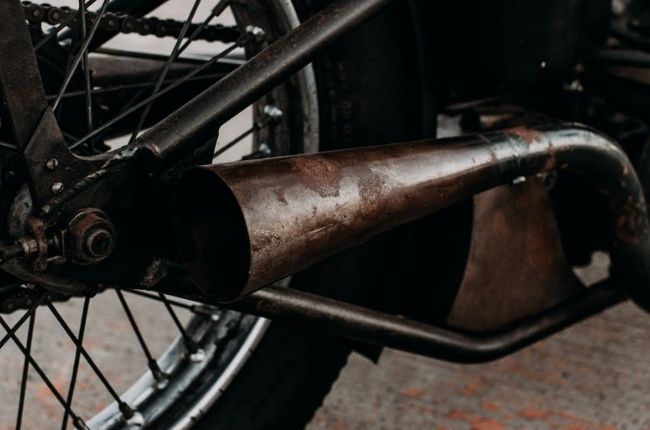 motorcycle exhaust cleaning