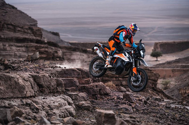 ktm 790 adventure bike