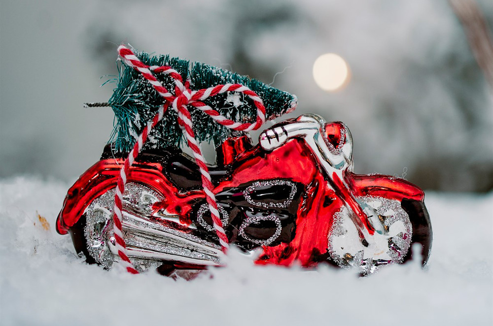 Christmas gift ideas for motorcyclists MotoDeal