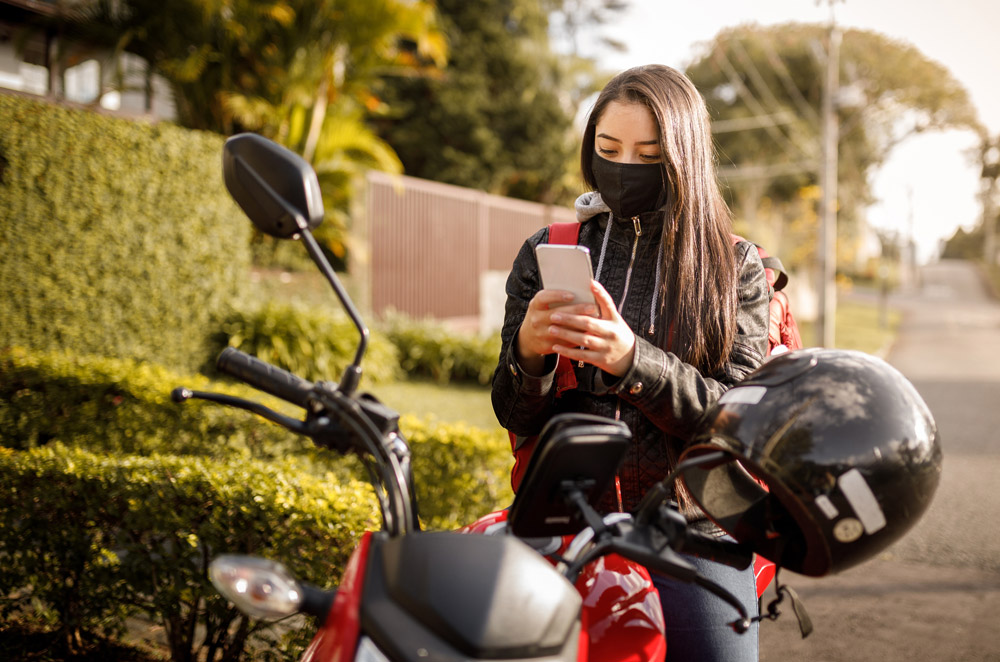 Essential items to bring for motorcycle commutes in the Philippines