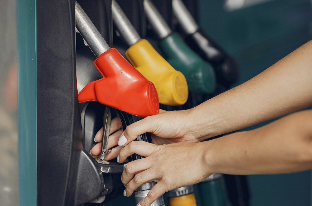 7 ways to improve motorcycle fuel efficiency MotoDeal