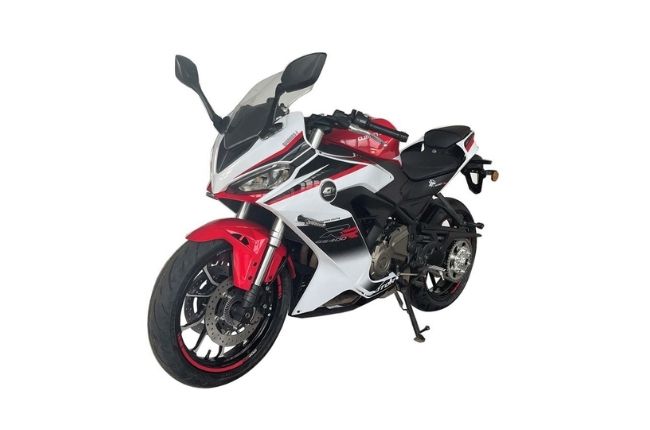 Could this be our first look at a new 400cc MV Agusta sportbike MotoDeal