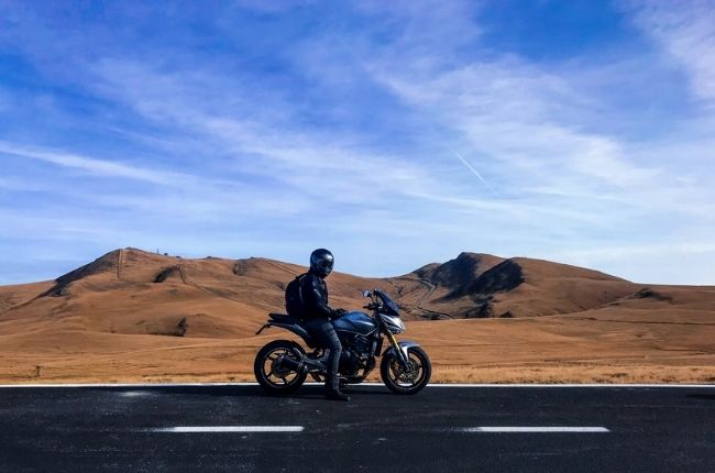 The physical and mental benefits of riding a motorcycle | MotoDeal